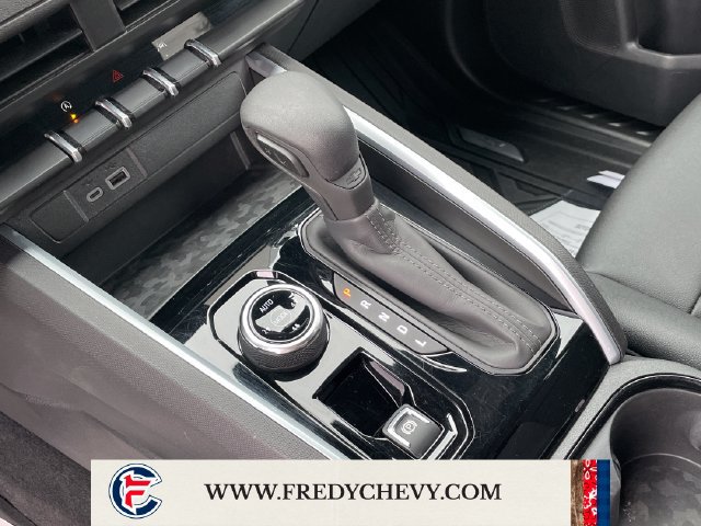 Used 2024 Chevrolet Colorado Trail Boss w/ Advanced Trailering Package AWD/4WD image 22
