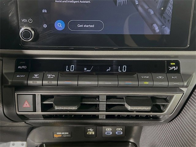 Used 2025 Toyota Camry LE image 22