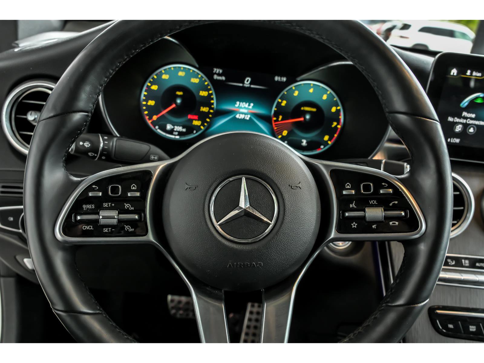 Used 2020 Mercedes-Benz GLC 300 4MATIC Coupe image 17