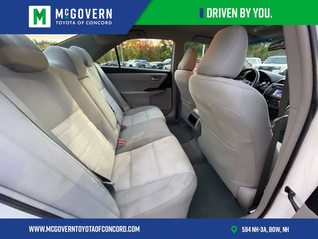 Used 2017 Toyota Camry LE FWD image 19