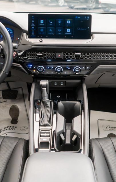 Used 2024 Honda Accord Touring image 14