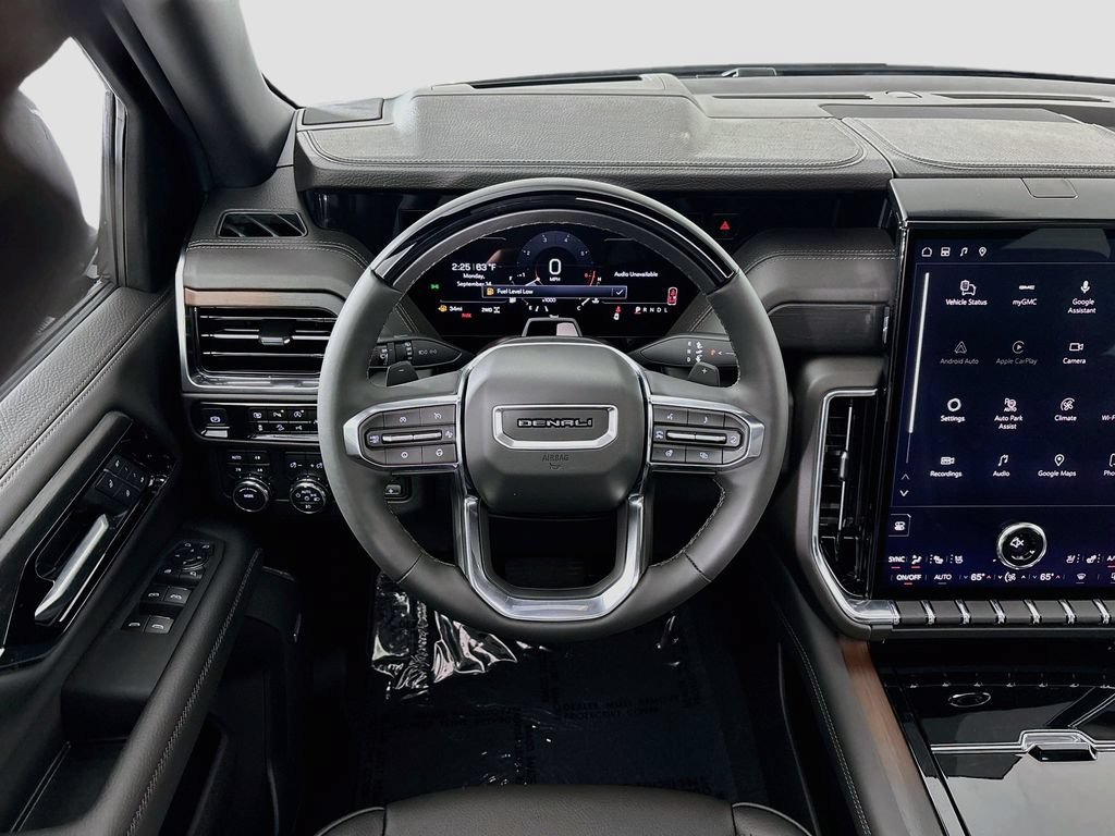 New 2026 GMC Yukon Denali w/ Denali Reserve Package AWD/4WD image 23