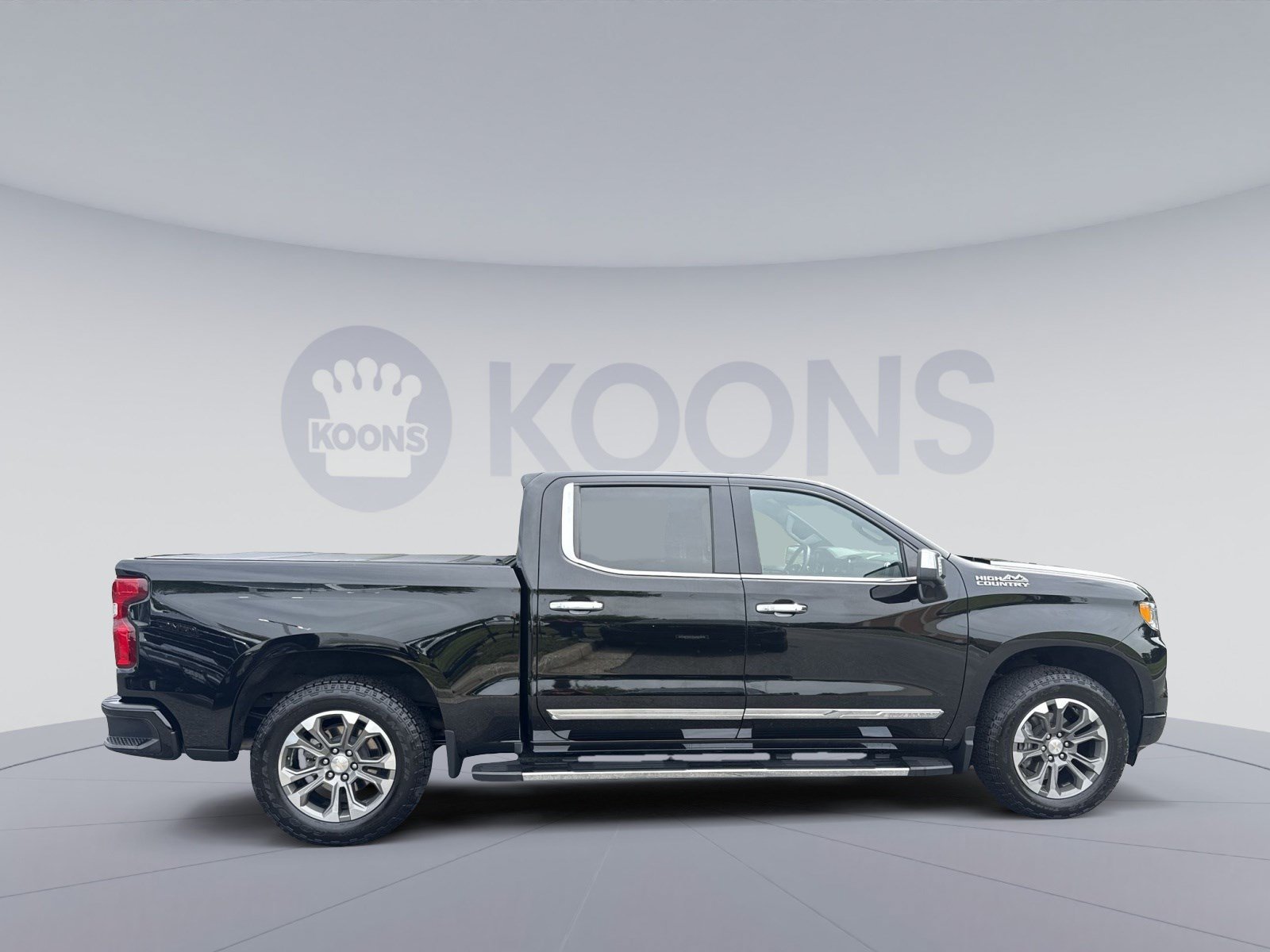 Used 2023 Chevrolet Silverado 1500 High Country AWD/4WD image 8