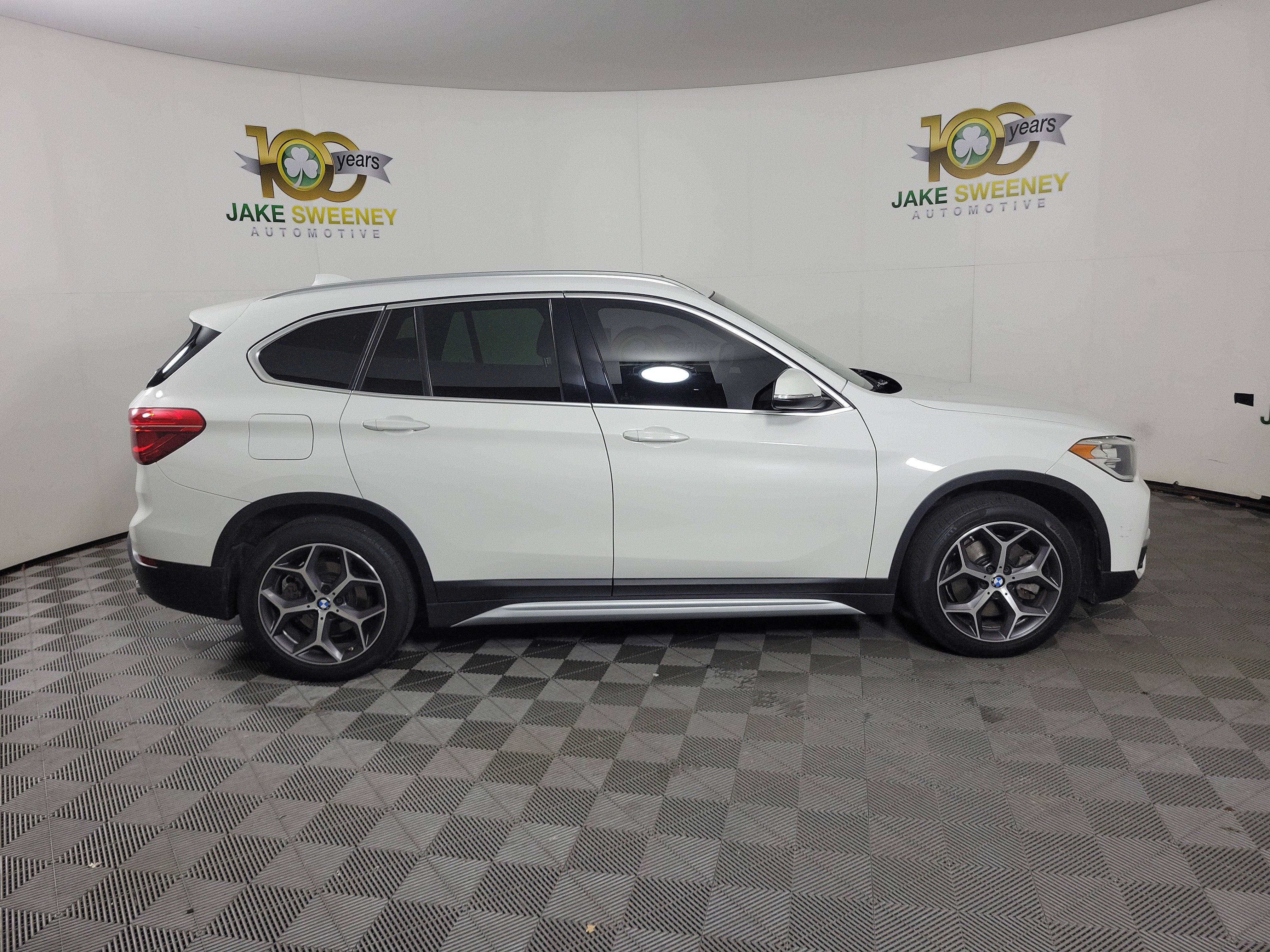 Used 2019 BMW X1 xDrive28i w/ Convenience Package AWD/4WD image 4
