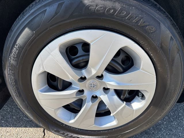 Used 2020 Toyota RAV4 LE w/ All Weather Liner Package image 12