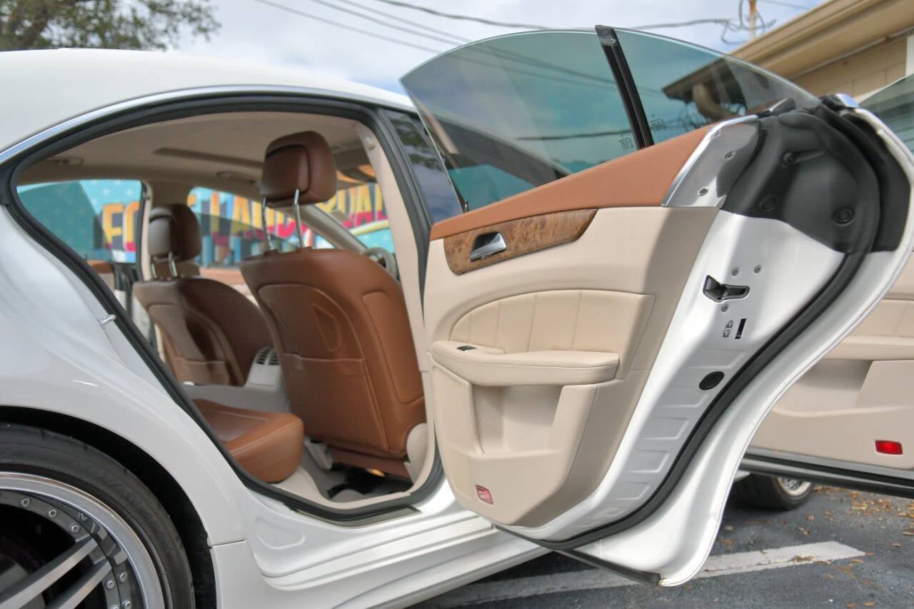 Used 2015 Mercedes-Benz CLS 400 image 39