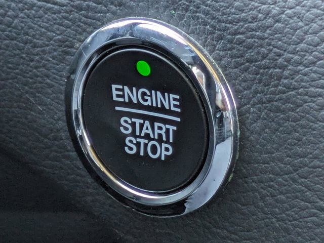 Used 2023 Ford Edge Titanium image 32