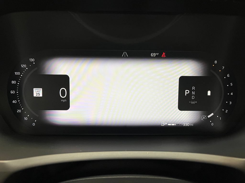 Used 2023 Volvo XC90 B6 Plus AWD/4WD image 5