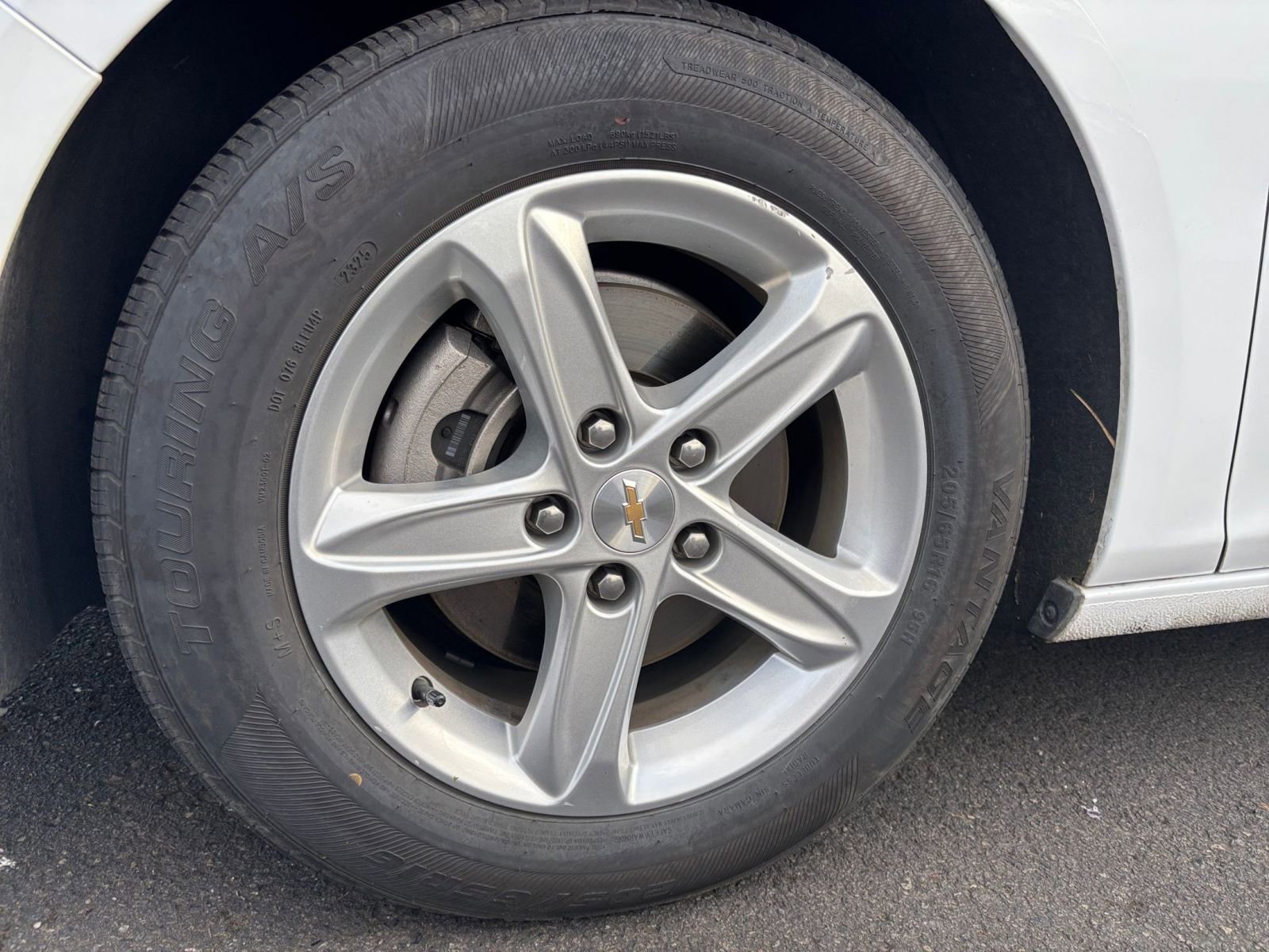 Used 2024 Chevrolet Malibu LT FWD image 31