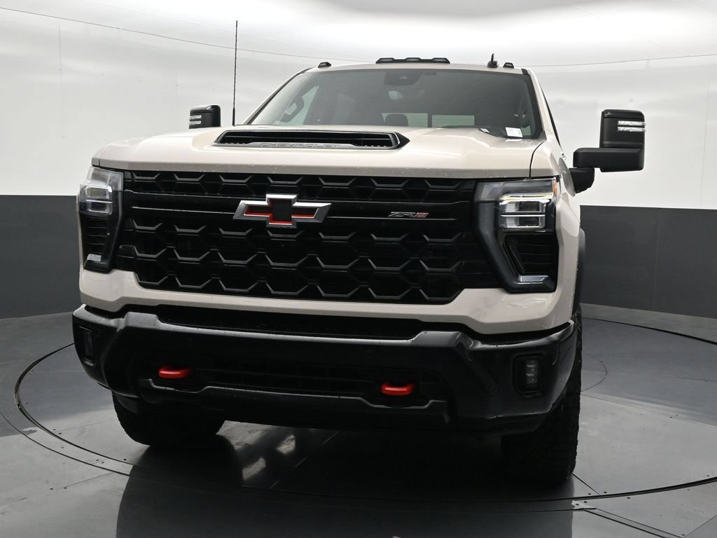 Used 2026 Chevrolet Silverado 2500 ZR2 AWD/4WD image 9