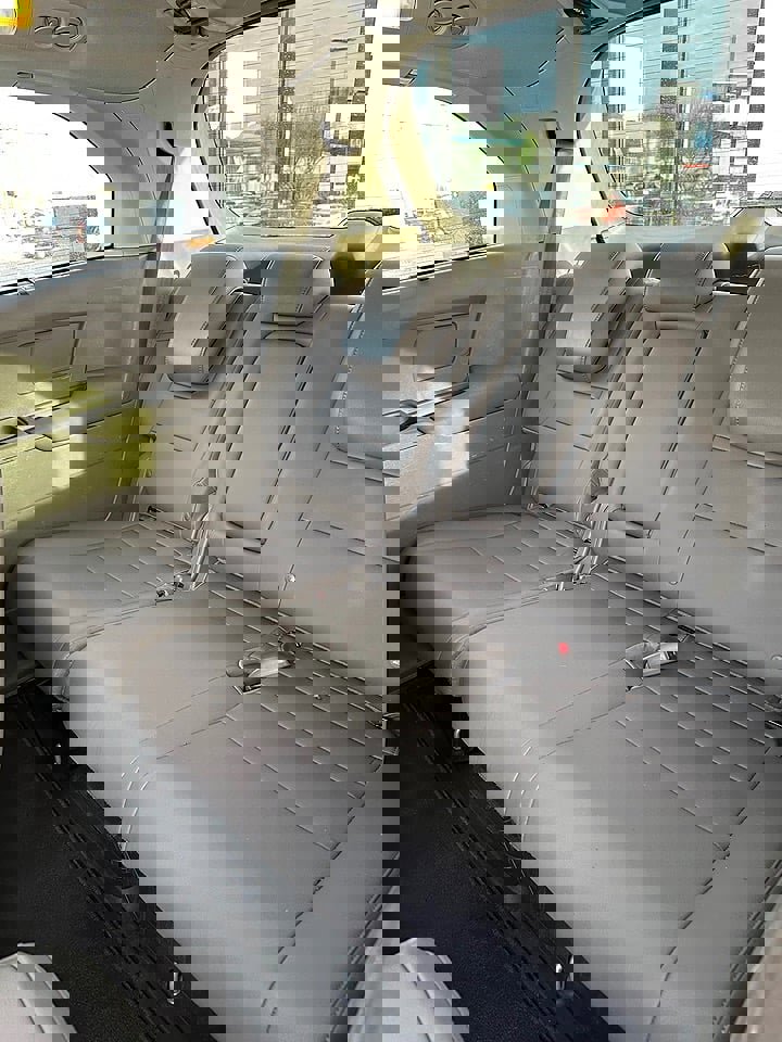 Used 2012 Honda Odyssey Touring image 11