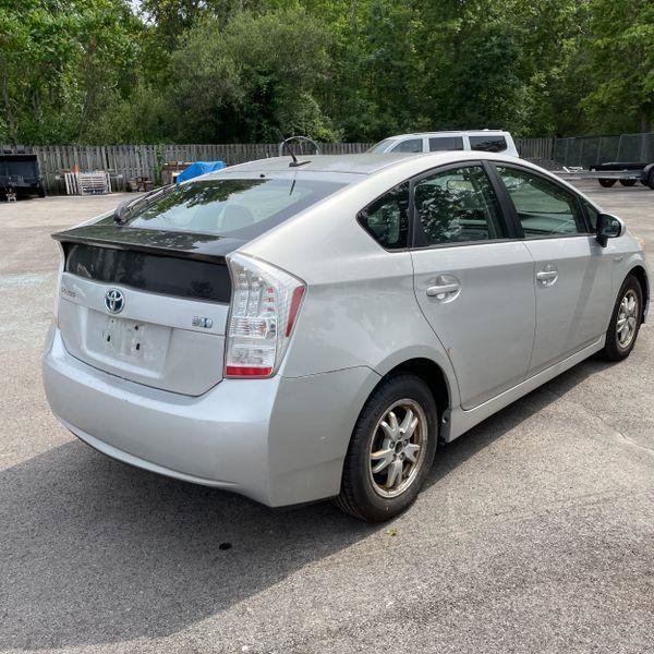 Used 2010 Toyota Prius Five FWD image 4