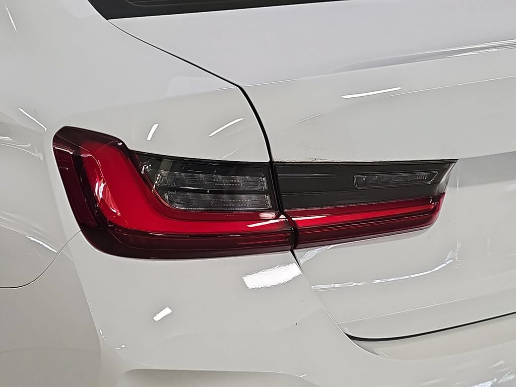 Certified 2023 BMW 330i Sedan w/ Driving Assistance Package RWD image 32