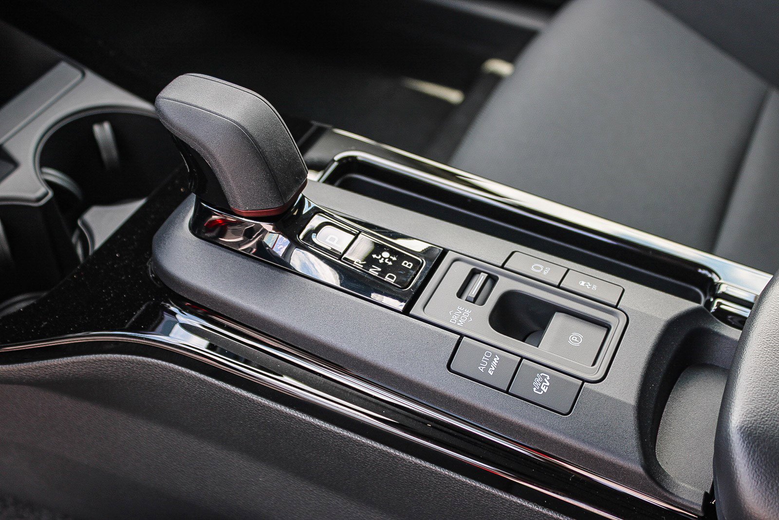 New 2026 Toyota Prius Plug-In Hybrid FWD image 22