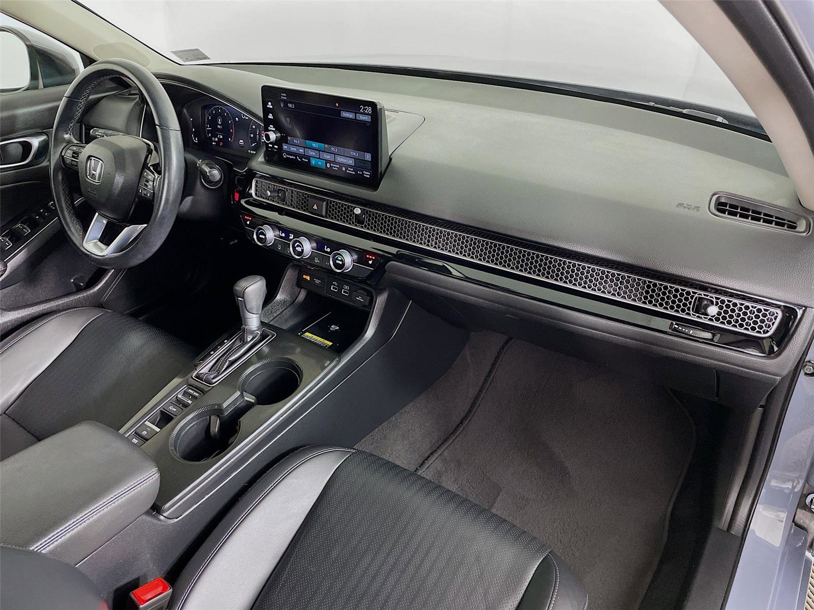 Used 2024 Honda Civic Touring image 35