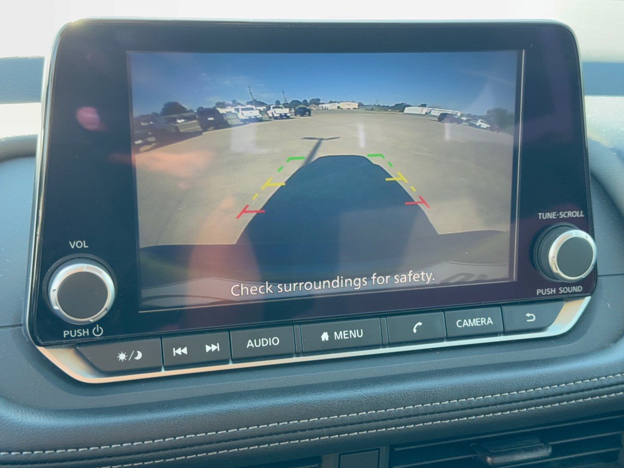 Used 2024 Nissan Rogue S AWD/4WD image 24