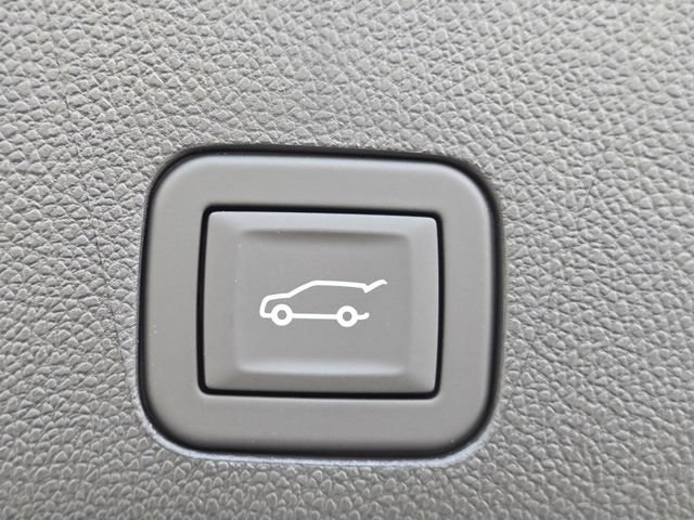 New 2026 GMC Yukon XL Elevation w/ Elevation Premium Package AWD/4WD image 22
