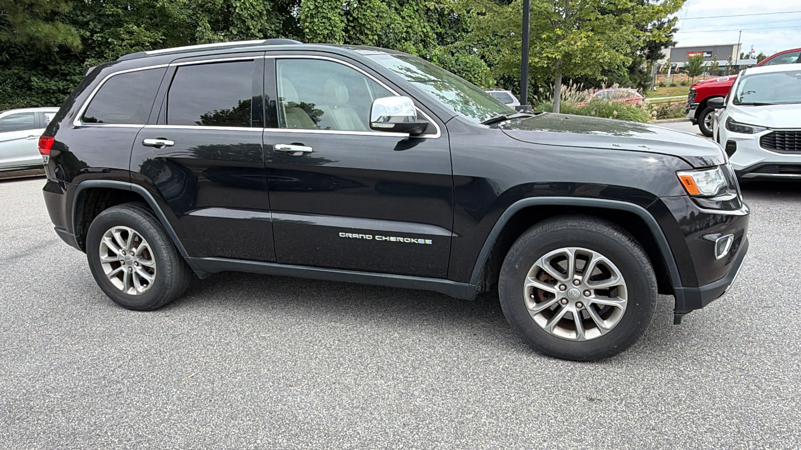 Used 2015 Jeep Grand Cherokee Limited w/ Luxury Group II AWD/4WD image 7