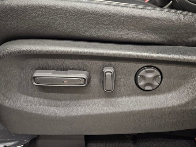 Used 2024 Honda Odyssey EX-L image 12
