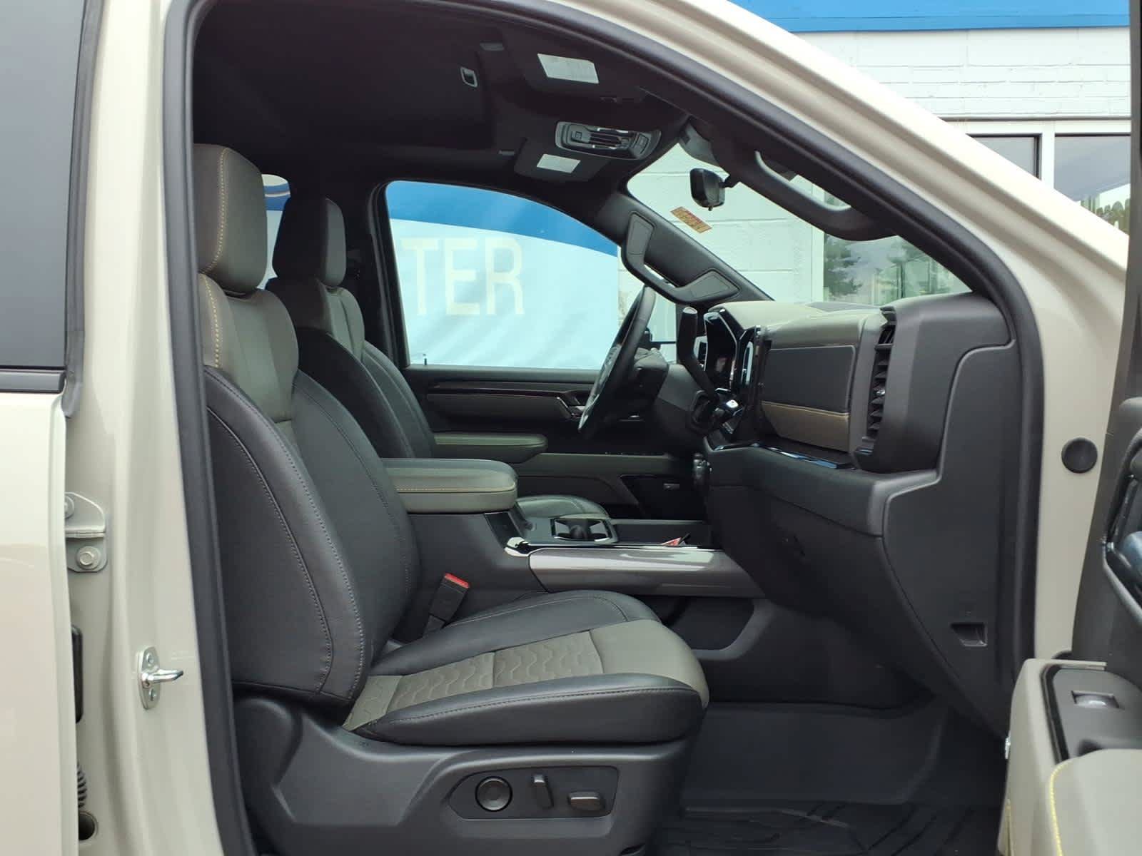 Used 2026 Chevrolet Silverado 2500 ZR2 AWD/4WD image 20