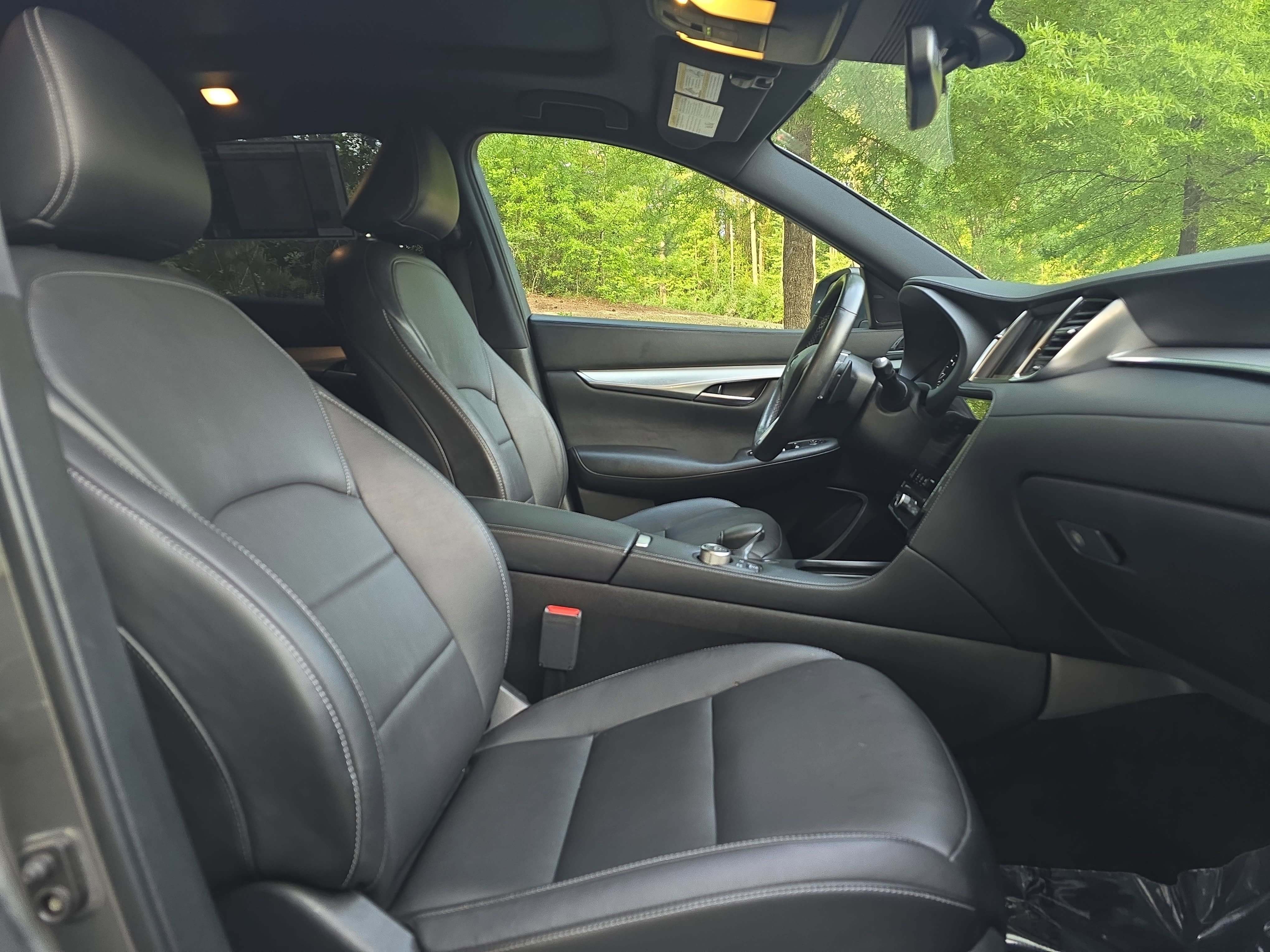 Used 2020 INFINITI QX50 Essential w/ Edition 30 Package FWD image 10
