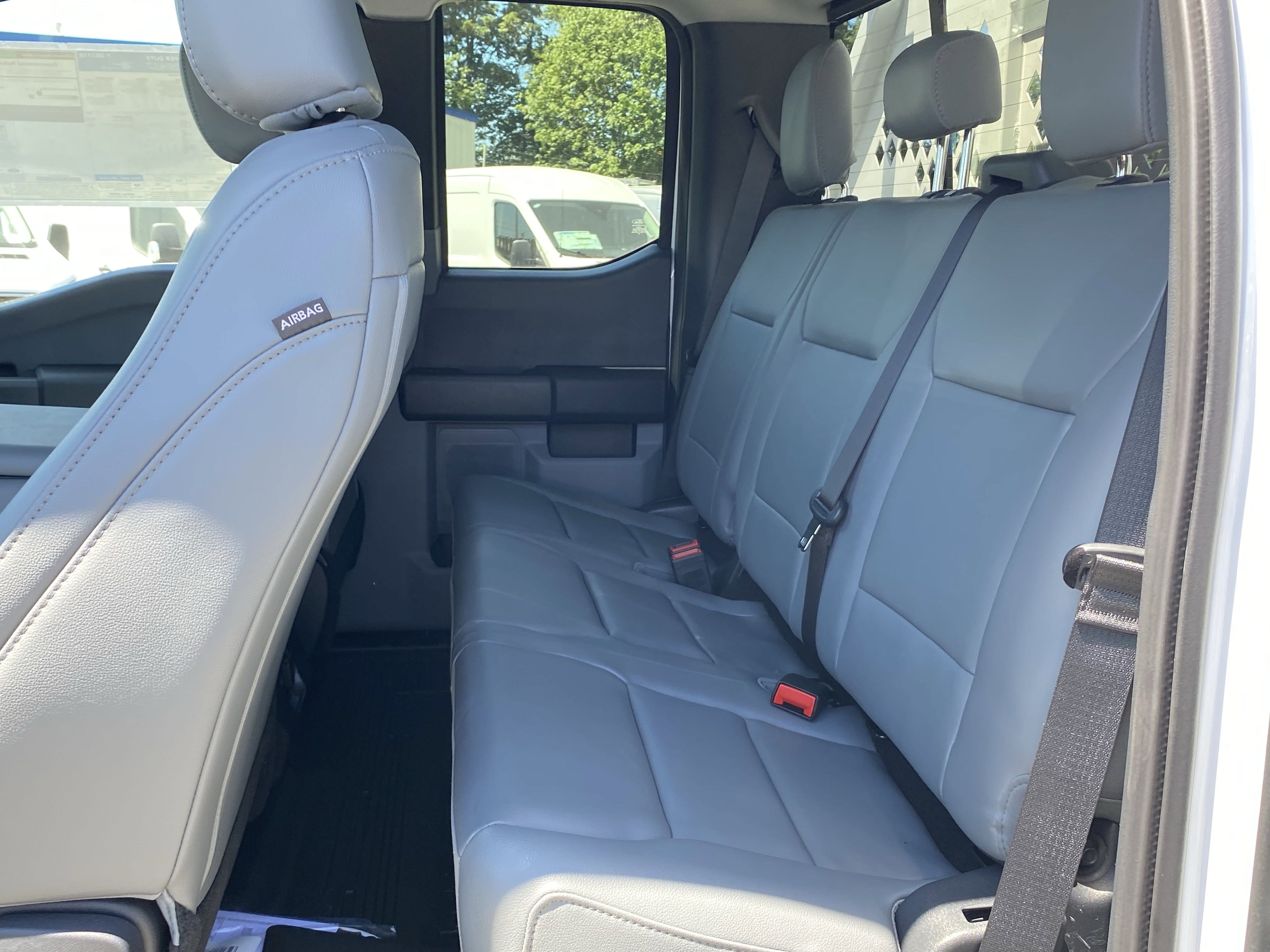 New 2025 Ford F350 XL w/ XL Chrome Package image 15