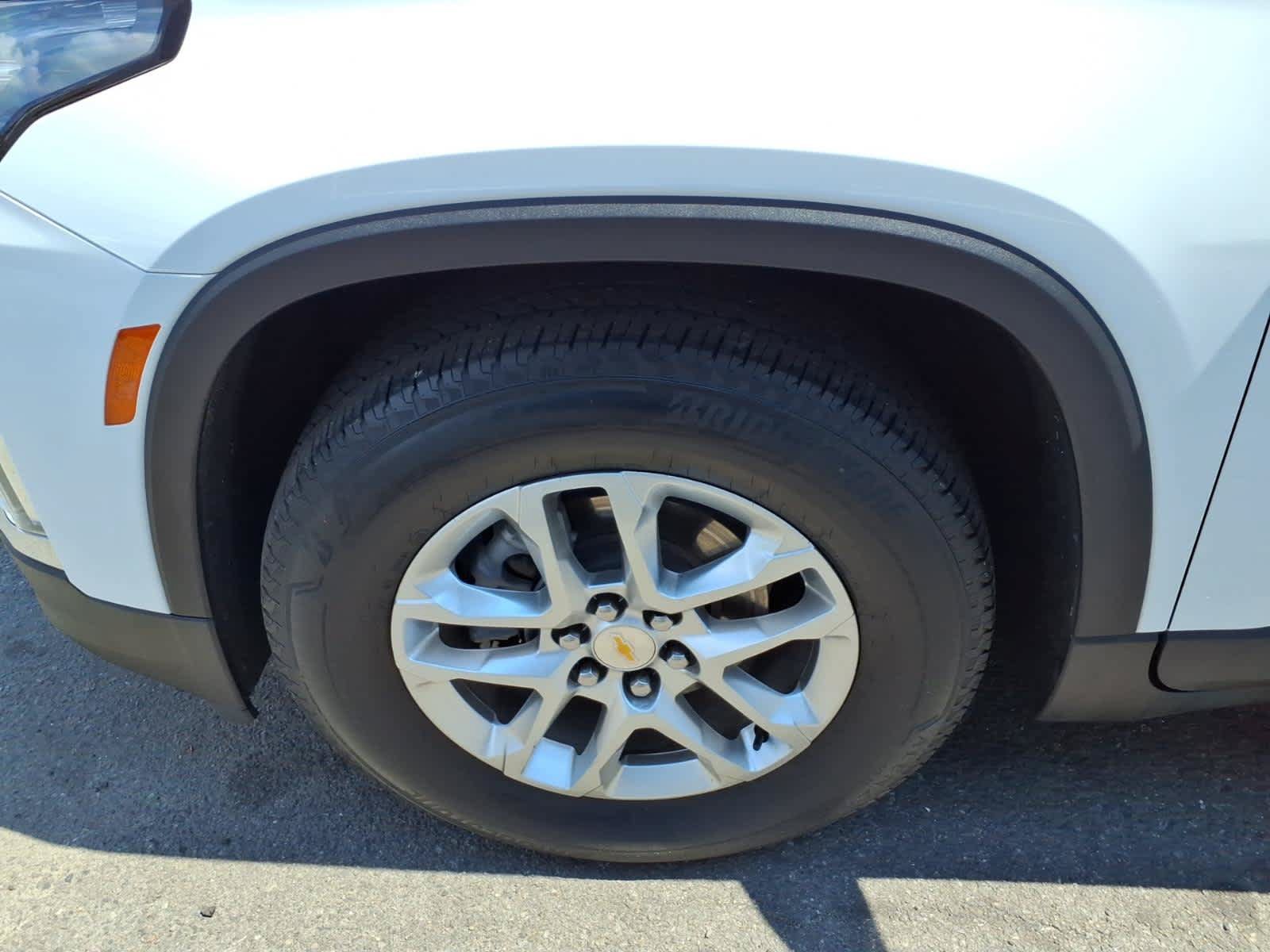 Certified 2023 Chevrolet Traverse LS w/ LPO, Floor Liner Package AWD/4WD image 8