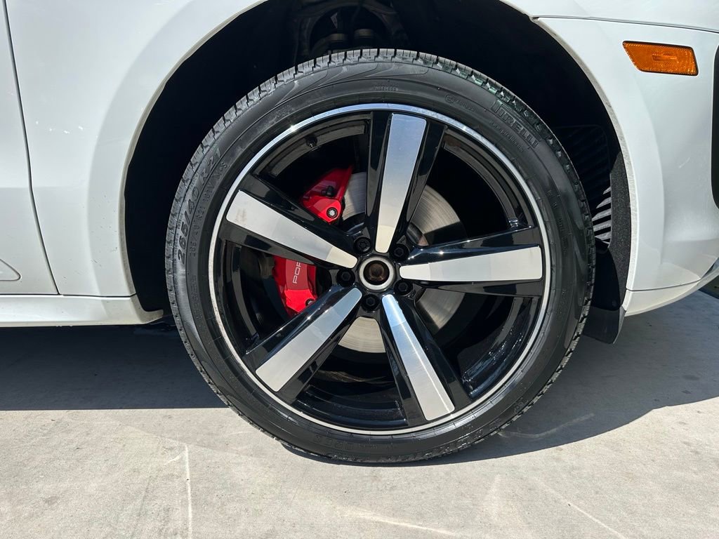 Certified 2023 Porsche Macan S image 15