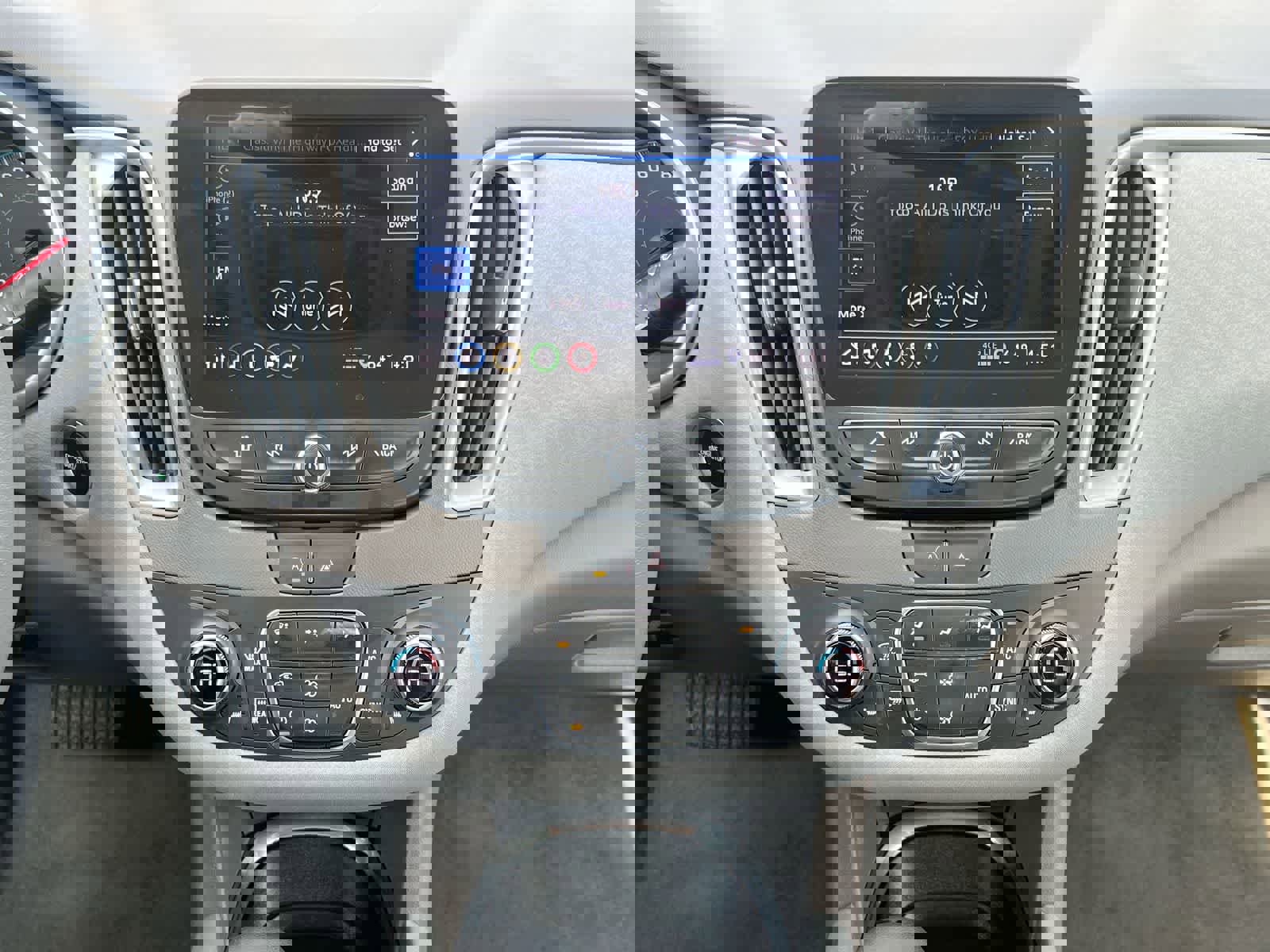 Used 2025 Chevrolet Malibu LT image 27