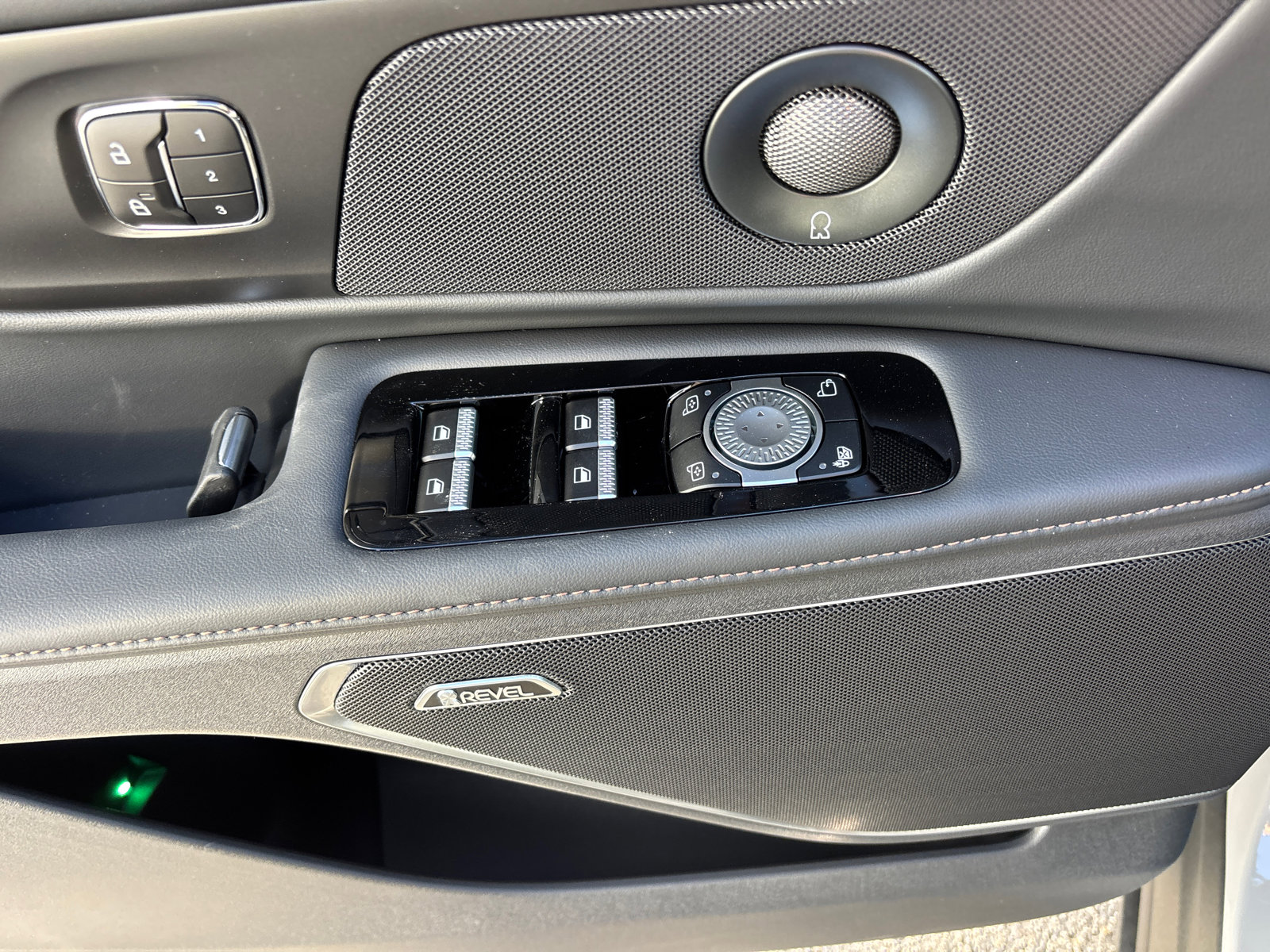 New 2026 Lincoln Nautilus Premier w/ Equipment Group 102A image 13