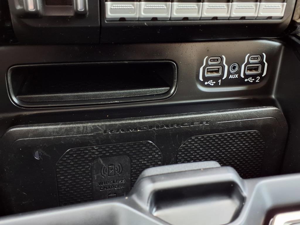 Used 2022 RAM 3500 Limited image 13