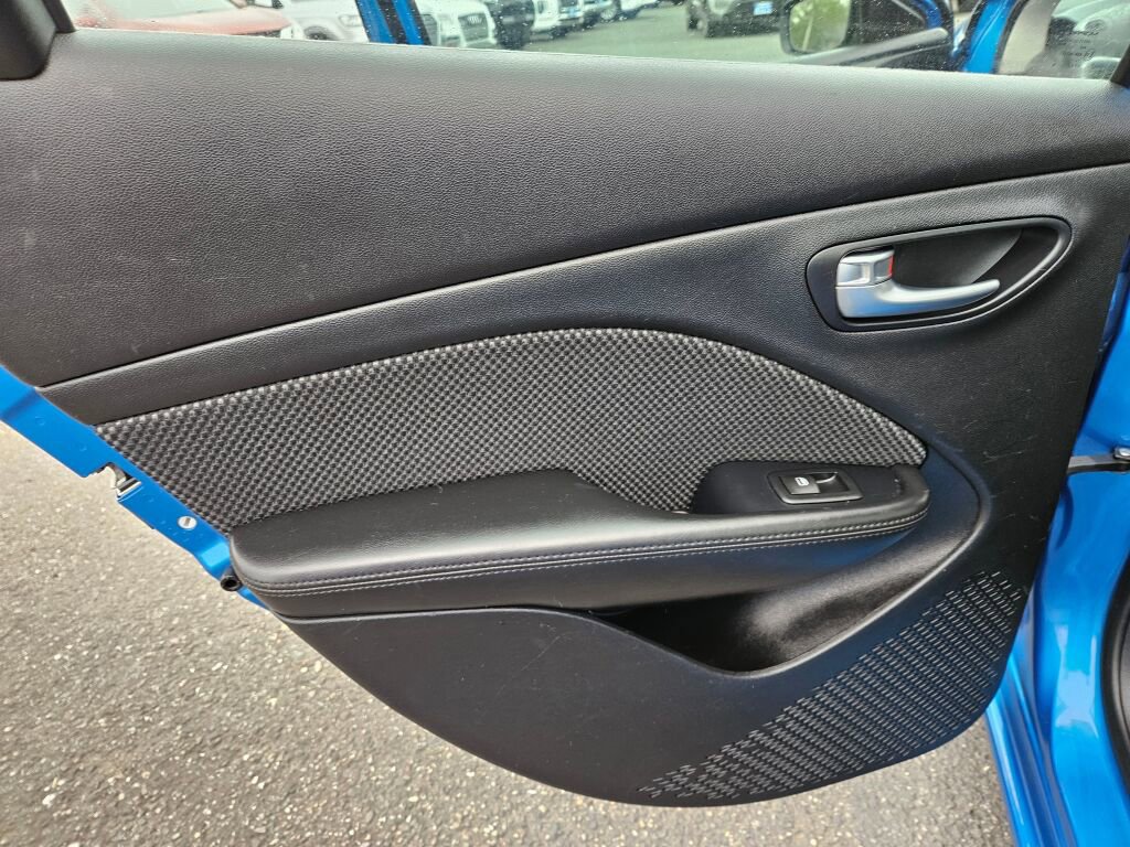 Used 2015 Dodge Dart SE w/ Convenience Group FWD image 13
