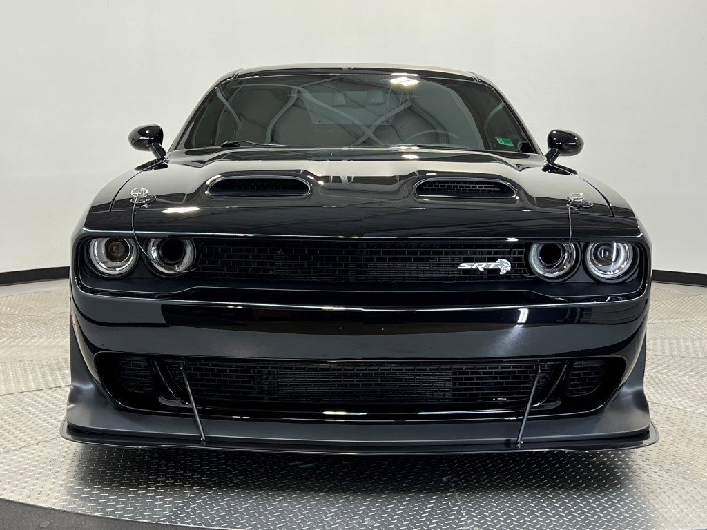 Used 2022 Dodge Challenger SRT Hellcat image 2