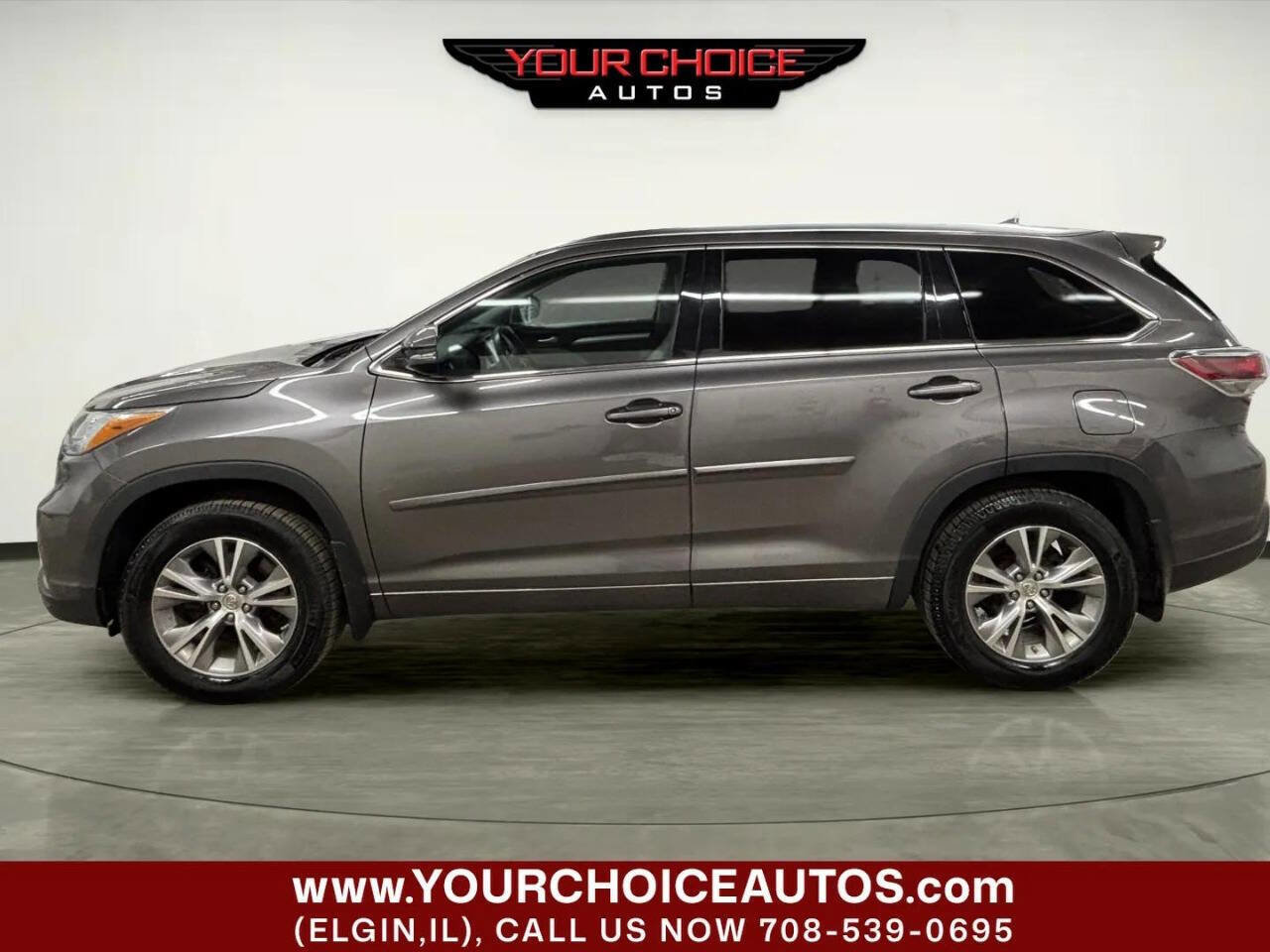 Used 2015 Toyota Highlander XLE image 2