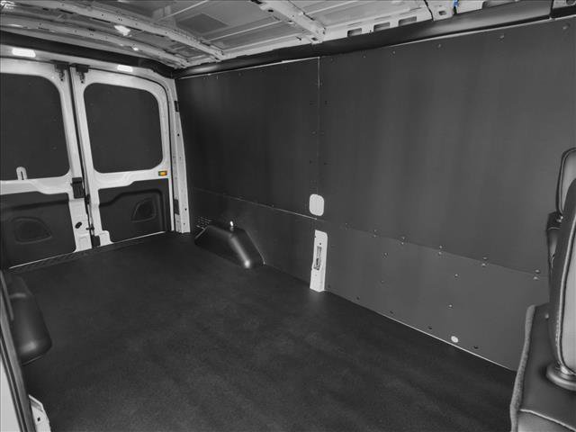 New 2026 Ford Transit 250 148 Medium Roof w/ Load Area Protection Package RWD image 9