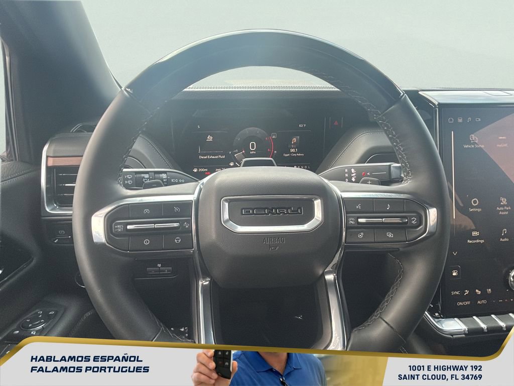 Used 2026 GMC Yukon Denali w/ Denali Reserve Package image 18