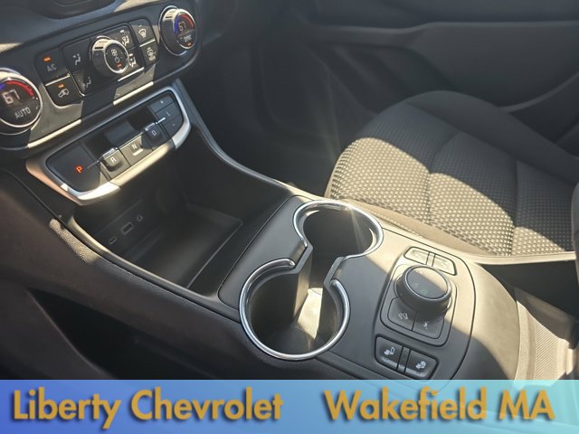 Used 2023 GMC Terrain SLE w/ Driver Convenience Package AWD/4WD image 16