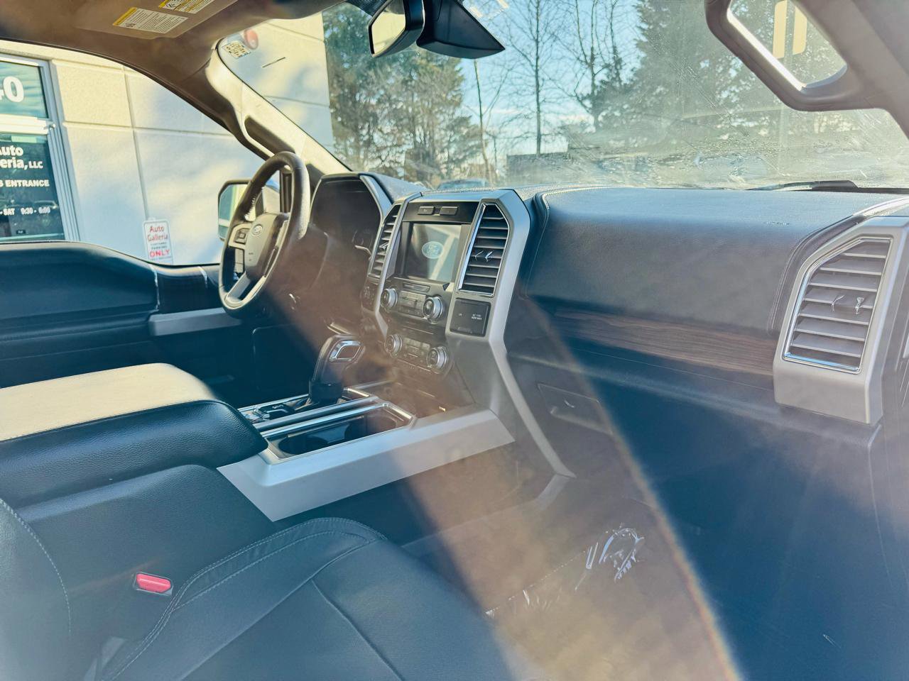 Used 2016 Ford F150 Lariat w/ Equipment Group 502A Luxury image 22