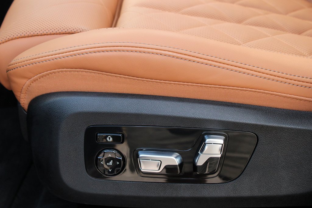 Used 2025 BMW X6 xDrive40i image 22