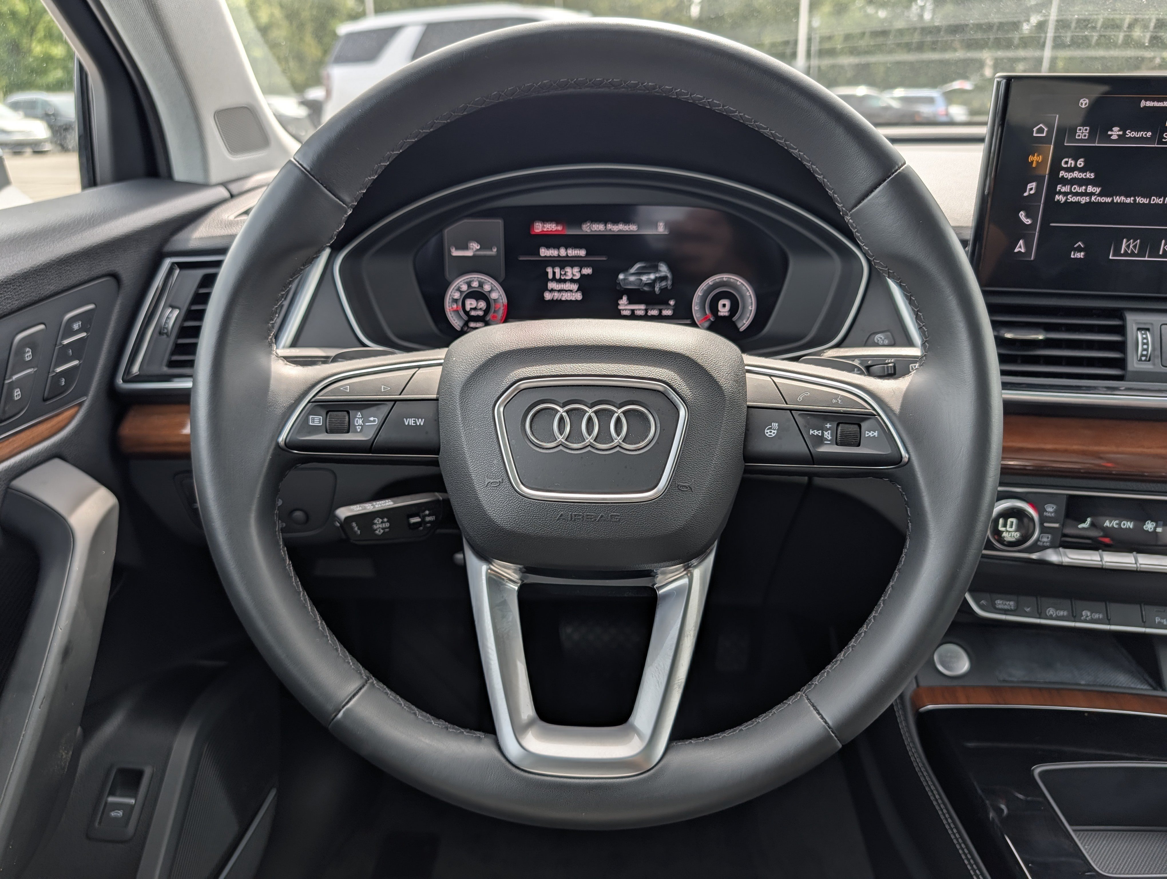 Used 2021 Audi Q5 2.0T Premium Plus w/ Premium Plus Package AWD/4WD image 25