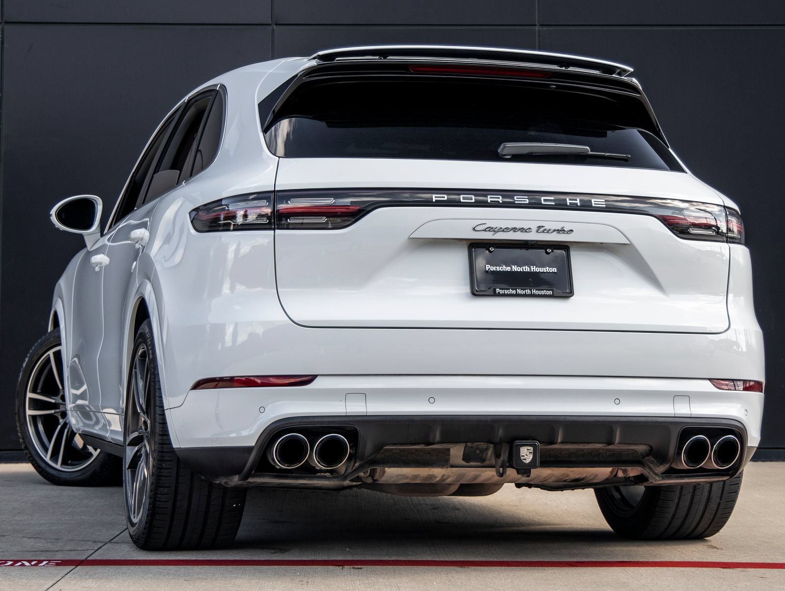 Certified 2023 Porsche Cayenne Turbo AWD/4WD image 3