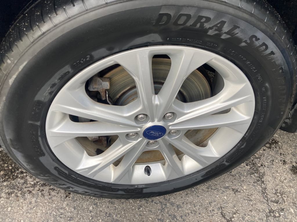 Used 2018 Ford Escape SEL AWD/4WD image 37
