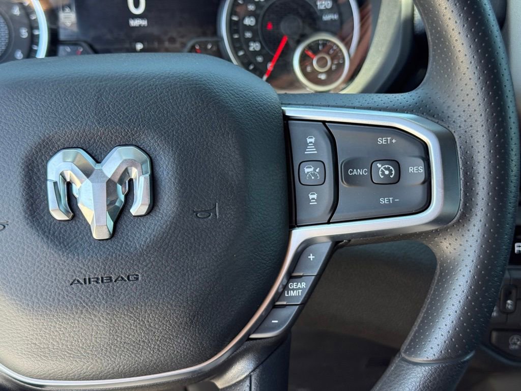 New 2026 RAM 1500 Express AWD/4WD image 15
