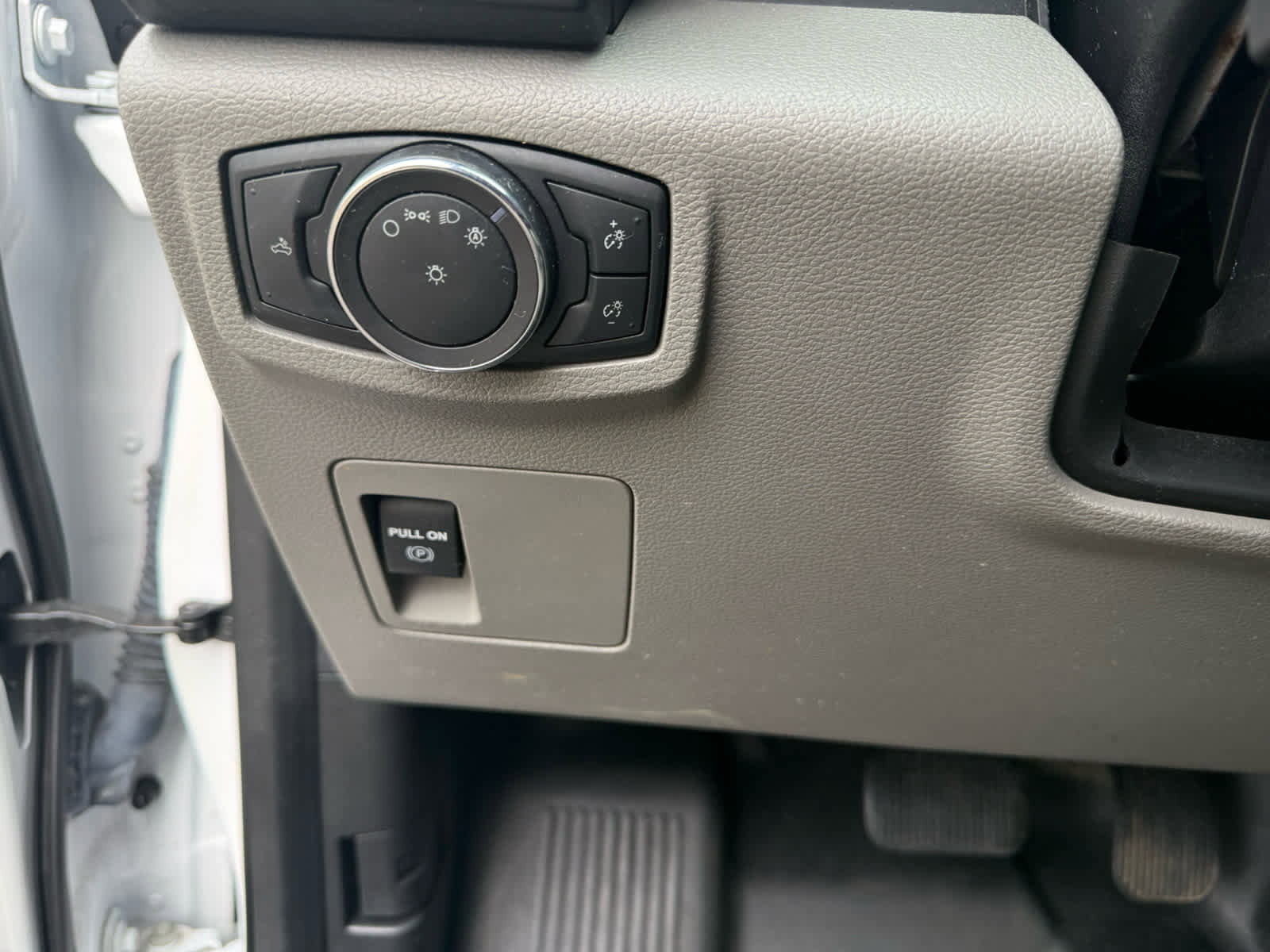 Used 2018 Ford F150 XL w/ XL Power Equipment Group image 10