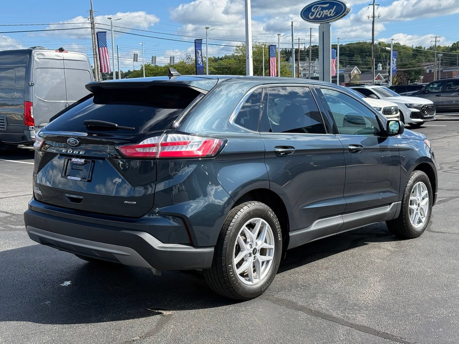 Used 2023 Ford Edge SEL AWD/4WD image 4
