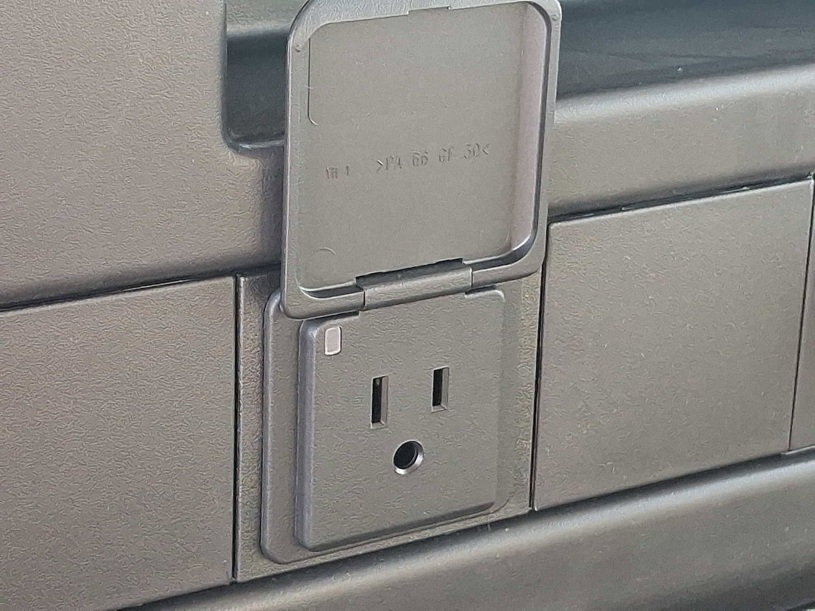 New 2025 GMC Savana 3500 w/ Driver Convenience Package image 17