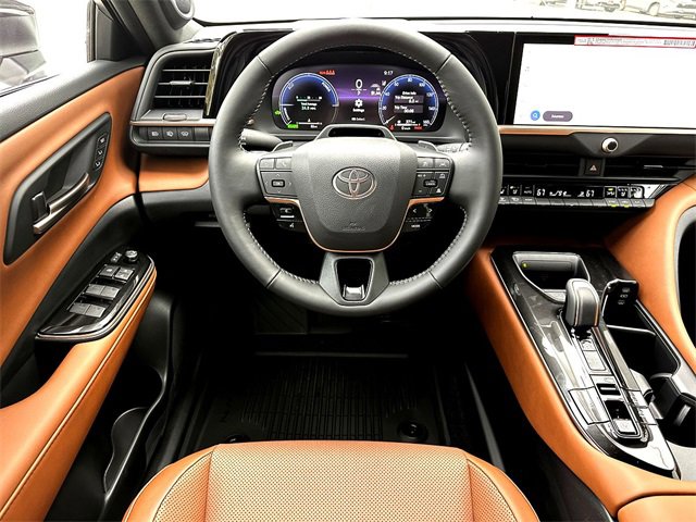 New 2025 Toyota Crown Signia image 20