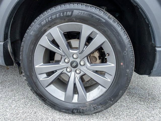 Used 2023 Ford Explorer XLT w/ Equipment Group 202A image 19