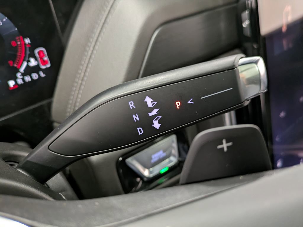 Used 2026 GMC Yukon XL Denali w/ Sun & Power Step Package AWD/4WD image 19