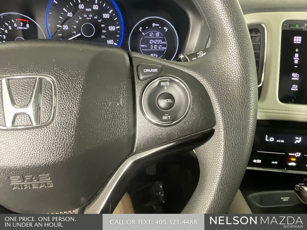 Used 2017 Honda HR-V EX image 45